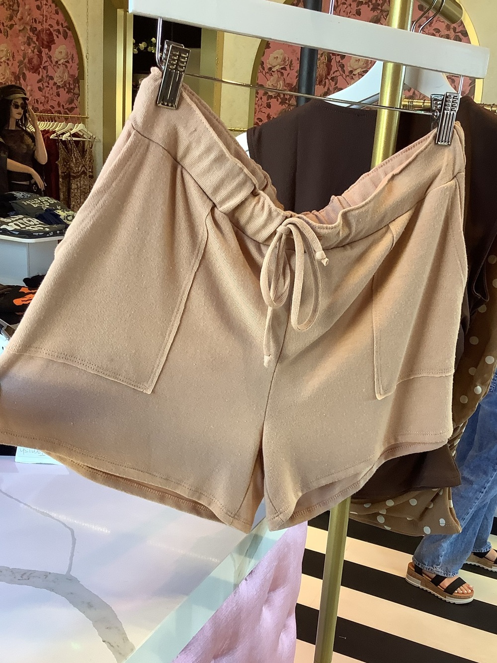 Women's Drawstring Lounge Shorts - Light Beige